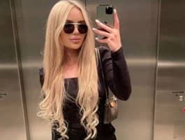 Have some cam to cam sex fun with In-your-fucking-mind, your favorite model.