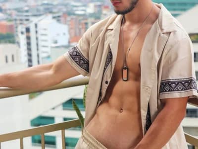 axel_tone