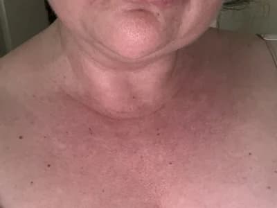 Have fun with webcam girl curvymilfmicha on her 1 on 1 sex cam.