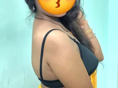 Angel_-lisha is the cam girl you've been waiting for in this live cam world.
