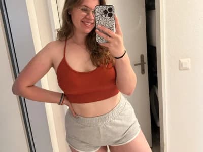 Lina-Love is the webcam girl for 1 on 1 sex cam you won't forget.